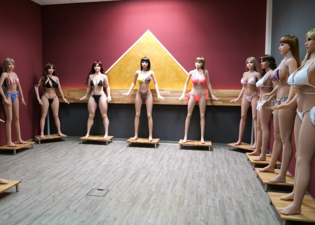 Im Showroom Sex Dolls Live Erleben